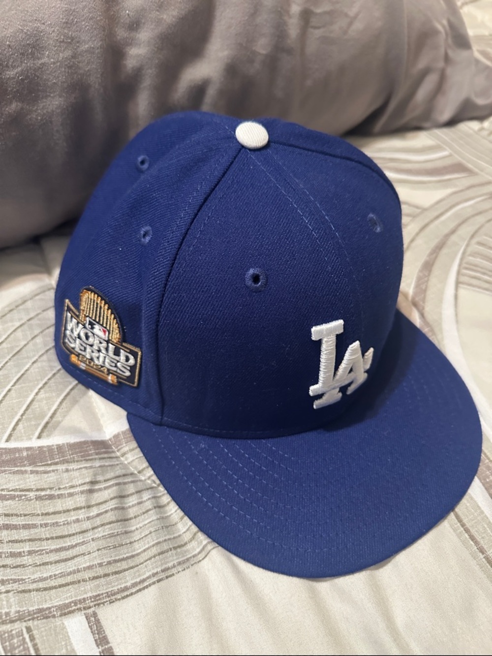Los Angeles Dodgers Fitted Cap with 3024 World Series Patch - Royal Blue